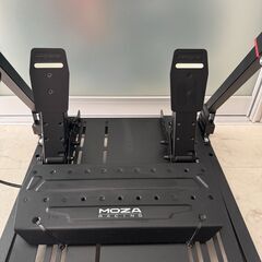 Moza R5 シムレーシング フルセット（ダイレクトドライブ ホイールベース・純正ステアリング・2ペダル・折りたたみスタンド）の画像
