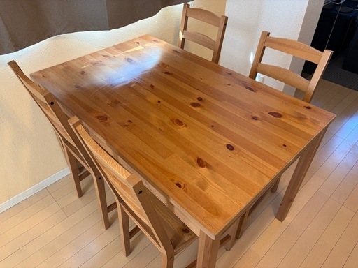 IKEA ダイニングテーブルセット　椅子4脚