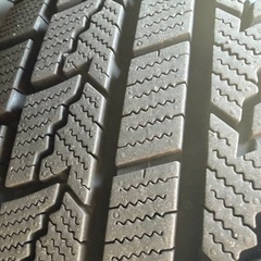 ホイール付き　ネクセン　スタッドレスタイヤ　215   65 16rの画像