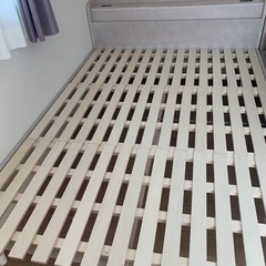 ダブルベッド　フレーム①　の画像