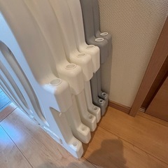 ifam ベビーサークル ベビーフェンス6枚　折りたたみ式 グレー ホワイトの画像