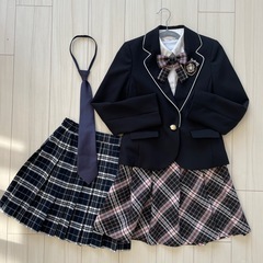 入学式　フォーマルスーツ　ブレザー　スカート　ネクタイ　リボン　女の子　150cm セット　卒業式の画像