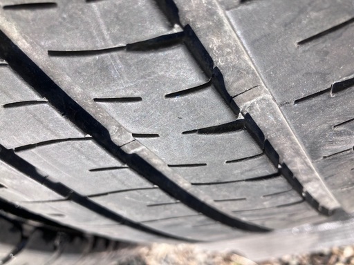 205/60R16トヨタプリウスα純正アルミホイール