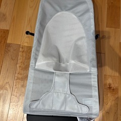 ファルスカ　ベビーベッド　　マットレス　　ベビービョルン　バウンサーの画像