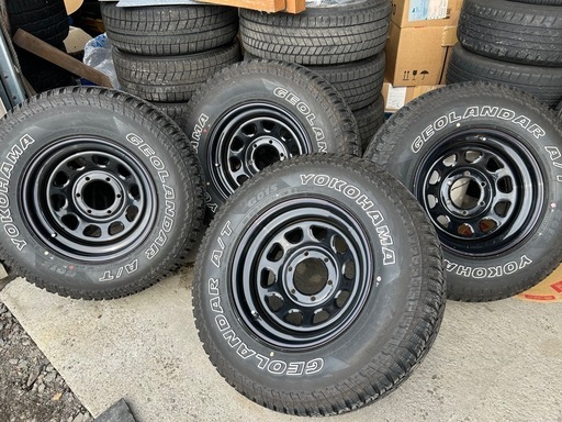 ランドクルーザープラド255/70R16YOKOHAMAホワイトレターA/Tデイトナ8Jオフセット0-139.7-6H