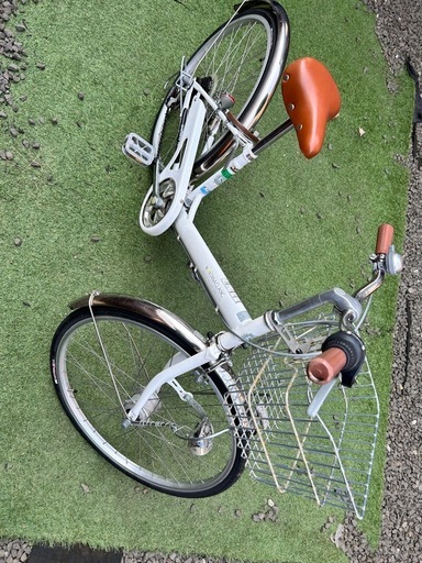 ❗️値下げ❗️子供用自転車❗️24インチ❗️6速❗️白色❗️LED❗️