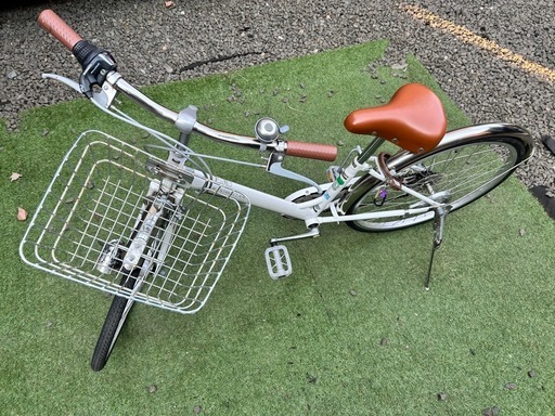 ❗️値下げ❗️子供用自転車❗️24インチ❗️6速❗️白色❗️LED❗️