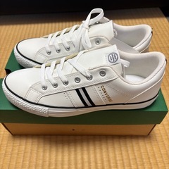 【新品未使用】converse スニーカー　25.5cmの画像