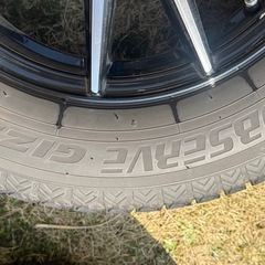 スタッドレスタイヤ ホイール付  プリウスなどに！の画像