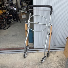 竹虎　室内用歩行車トラストケアウォーカー「レッツゴーミニ」　シルバーカー
の画像