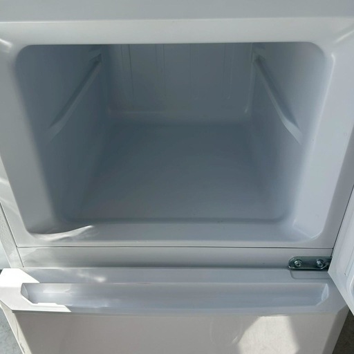 【学生さんや単身者向け◎】Haier ハイアール 冷凍冷蔵庫 ホワイト 2ドア JR-N121A