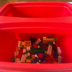レゴ 赤いバケツの画像