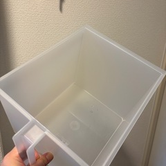 収納ボックスの画像