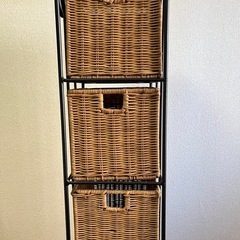 収納ラックの画像