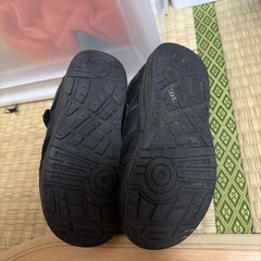 子供用シューズの画像