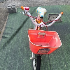 子供用の自転車　
16インチ　アンパンマンの画像