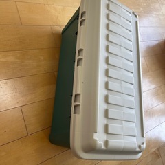 キャンプ用収納コンテナの画像