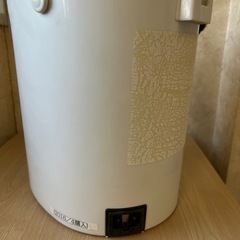 電気ポットの画像