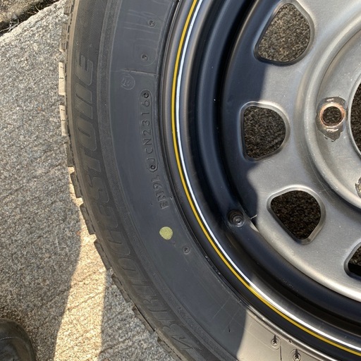 ハイエース　ブリヂストン　スタッドレス　
