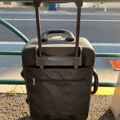 doctor ton ダイヤルロック式スーツケース ※一部表面破れありの画像