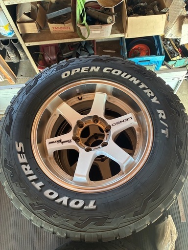 ハイラックス　プラド　ランクルTOYO TIRES OPEN COUNTRY RT 265/65/17