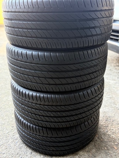夏タイヤ　２０５／４０Ｒ１７　バリ目‼️