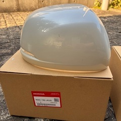 ホンダ　N-one  ドアミラー　カバー白の画像
