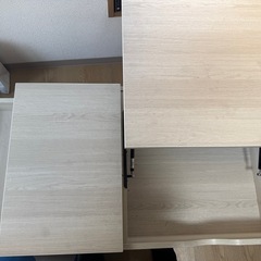 【無料】昇降式テーブル（収納付き）の画像