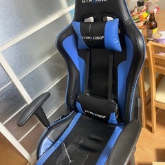 【0円】GTRACINGゲーミングチェア（座面亀裂・昇降不調）※自宅引き取り限定の画像