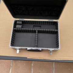 アルミケースの画像