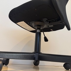 オフィスチェアの画像