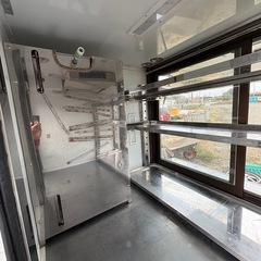 キャリートラック移動販売車の画像