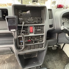 キャリートラック移動販売車の画像