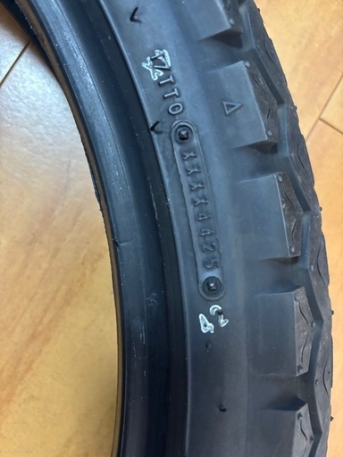 ダンロップ　TT100 新古に近い　3.60-18 交互90/90-18　4.10-18