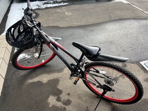 【販売者決まりました】自転車　22インチ　6速　車庫保管
