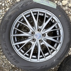 ブリヂストンスタッドレスタイヤVRX2 ホイール付き　205/55R16の画像