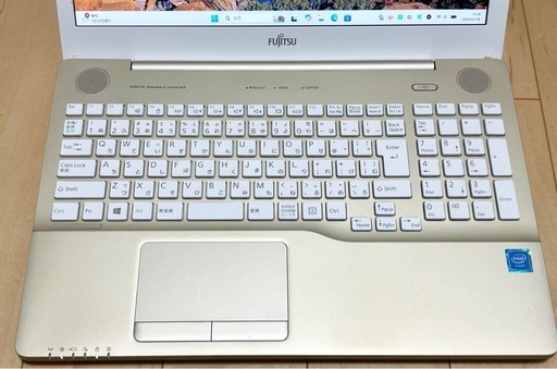 美品 富士通 格安 ゴールド ノートPC 240GB SSD Office2024 初心者向け Windows11
