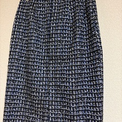 美品23区ツイードスカートの画像