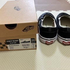 【23.5cm】BUMP OF CHICKEN スリッポンの画像