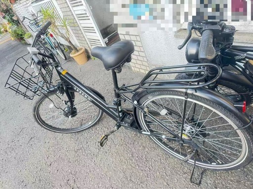 美品 電動アシスト自転車　保証期間内　
8.5Ah 26型