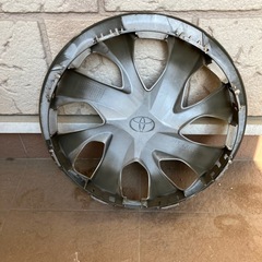 トヨタ製15インチホイールキャップ① の画像
