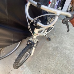 子供自転車　18インチ　
KhodaaBloom asson 　の画像