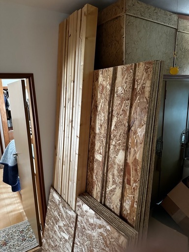 2x4アジャスター　osbボード　断熱材　diy