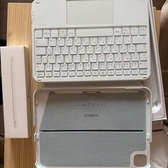 アップル　Apple  Pencil 第二世代➕inateck  iPad 保護ケース　キーボード付きの画像