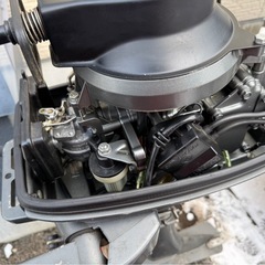 スズキ8馬力船外機の画像