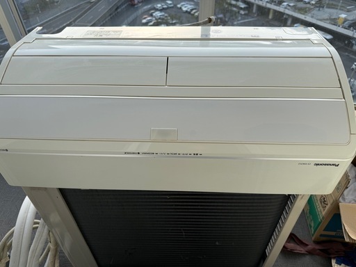 2017年パナソニックエアコン　18畳適用 CS-X567C2