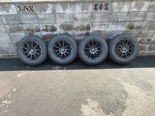 ２２５／６５Ｒ１７　ダンロップスノータイヤ