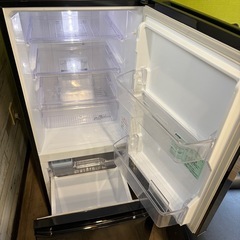 日曜品   冷蔵庫　ソファなど全てまとめての画像