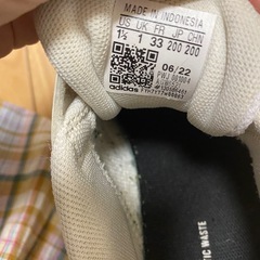 adidas アディダス スニーカー 白 黒ライン 20cmの画像