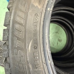 スタッドレスタイヤ　225/50r17の画像